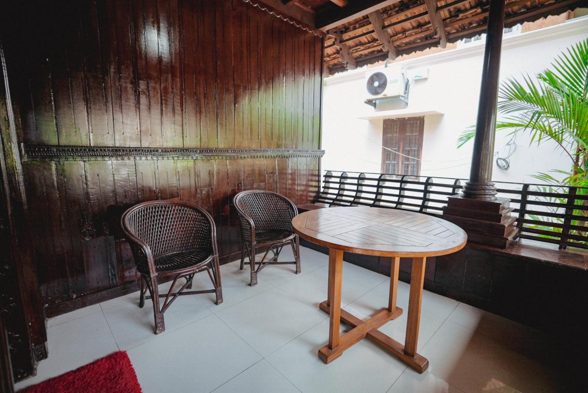 Raja Park Beach Resort Varkala Exteriör bild